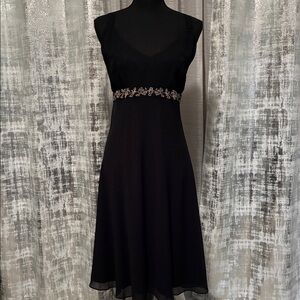 Chic Black Midi Dress with Embellished Waist